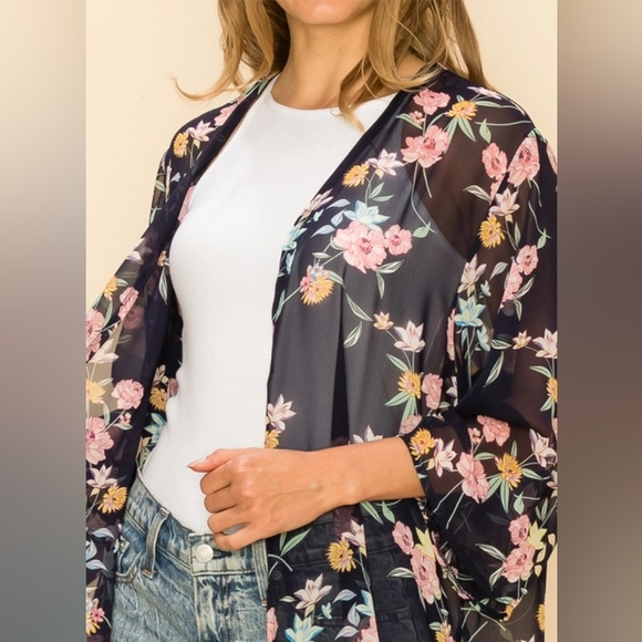 Boutique boho sheer floral kimono in navy with pink flowers - Picture 5 of 7